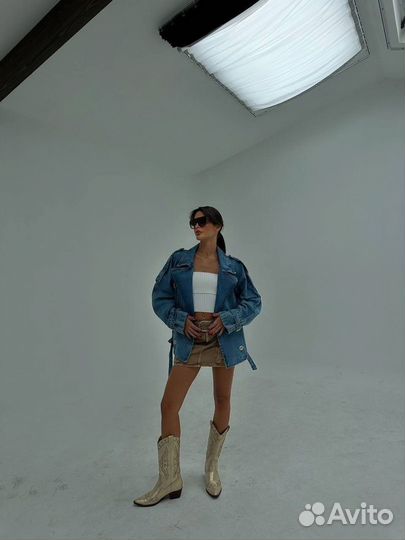 Куртка джинсовая