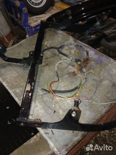 Фаркоп на LADA largus