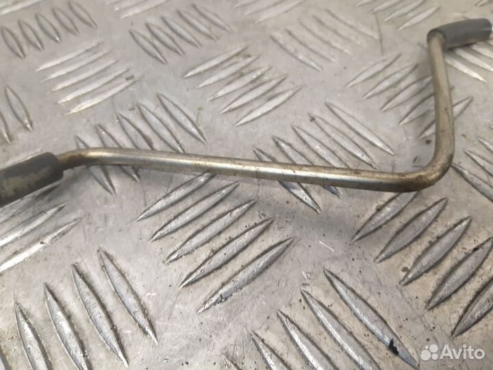 Б/У Трубка вакуумная металлическая#002