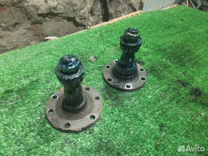 Цапфа задняя на Audi 80 (B4)