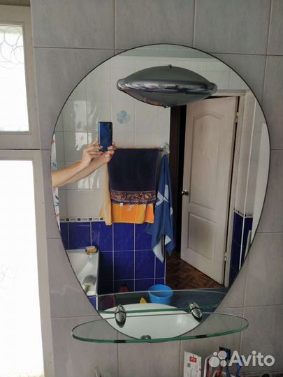 Зеркало для ванной комнаты