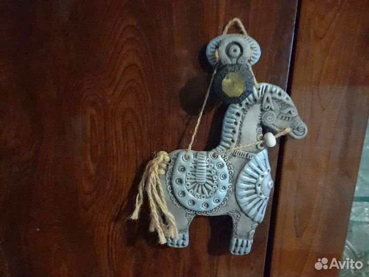 Керамический декор. Конь