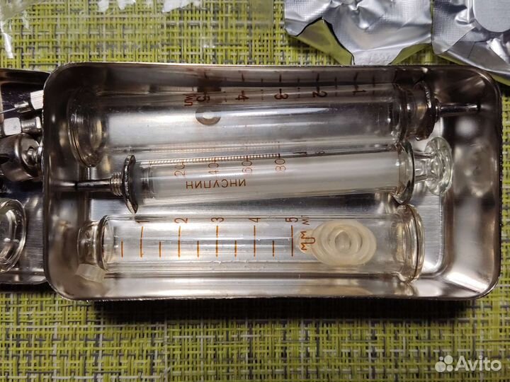 Хирургические инструменты, стерилизатор