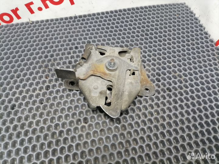 Замок капота Kia Spectra