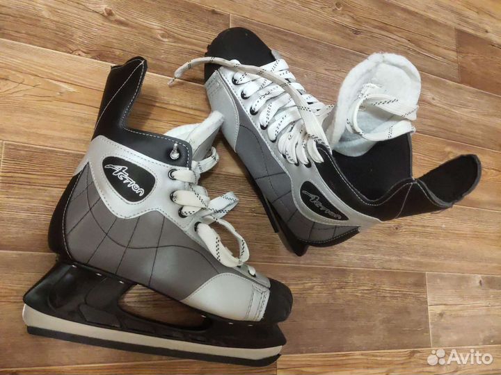 Коньки хоккейные 44 размер