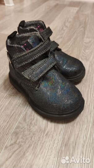Ботинки на девочку 23 размер