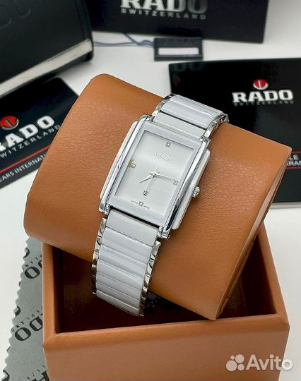 Часы женские Rado