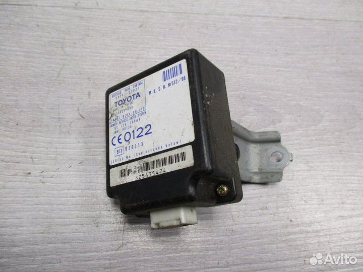 Блок управления центральным замком Toyota Echo 1.3