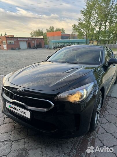 Kia Stinger 2.0 AT, 2019, 128 000 км