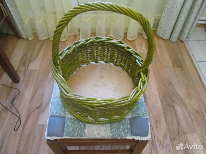 Корзины плетеные из лозы