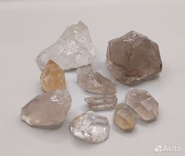 Набор: раухтопазы кристаллы (9 шт) / Минералы