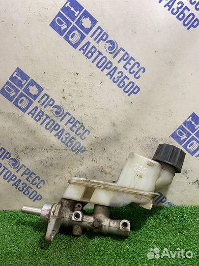 Главный тормозной цилиндр Mazda 6 Gg седан 1.8 L8