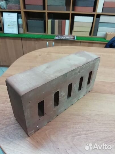 Полнотелый кирпич