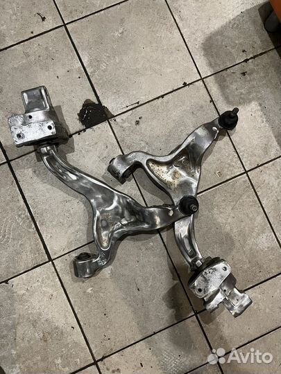 Рычаг передний нижний левый Инфинити G/Q50