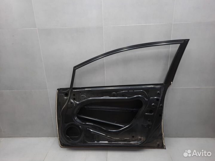 Дверь правая передняя Honda Civic 4D 2006-2012