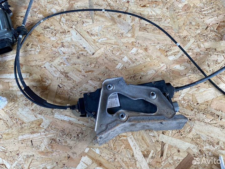 Механизм ручника Мерседес w216