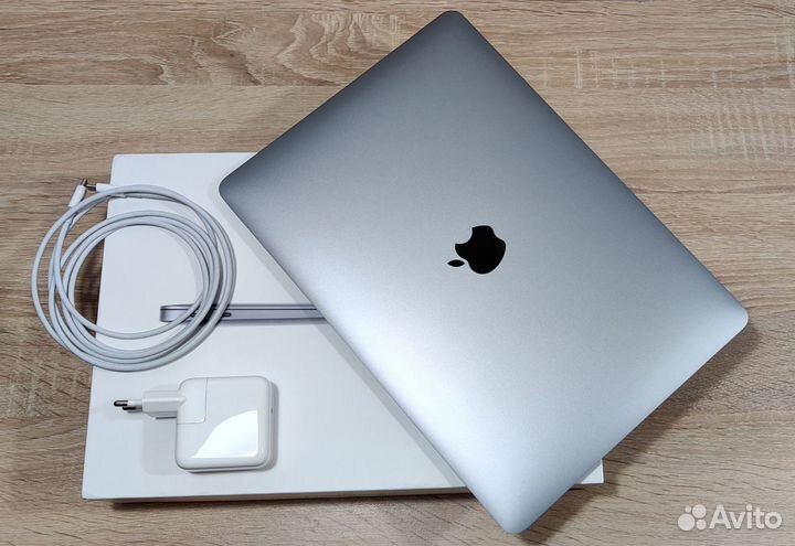 Macbook Air M1 Space Gray 8gb 256gb