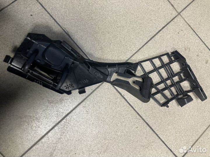 Крышна омывателя R фары W117 CLA