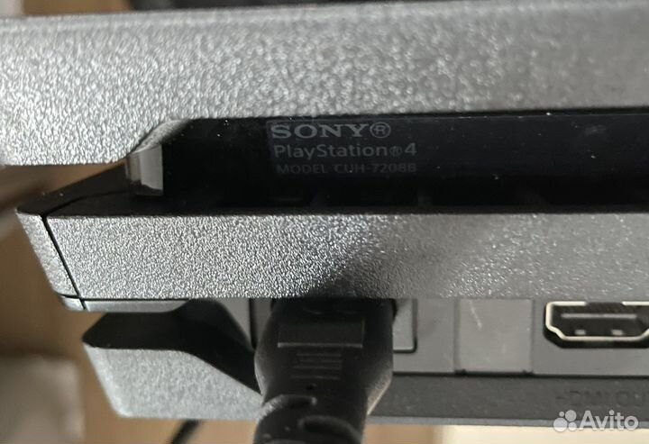 Sony playstation 4 PS4 pro 1tb 7208B