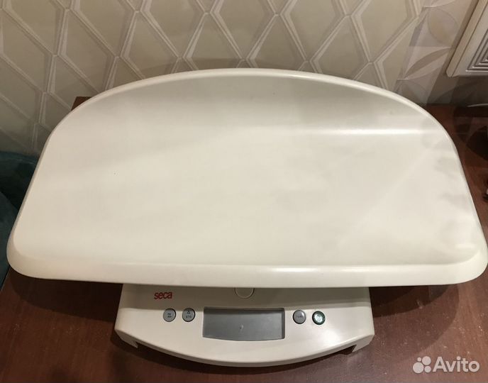 Детские электронные весы Seca