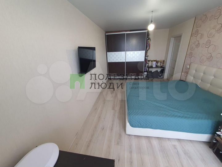 2-к. квартира, 59 м², 7/18 эт.