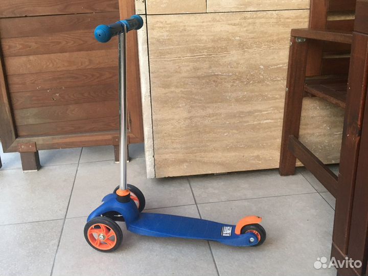 Самокат детский трехколесный б/у Reaction