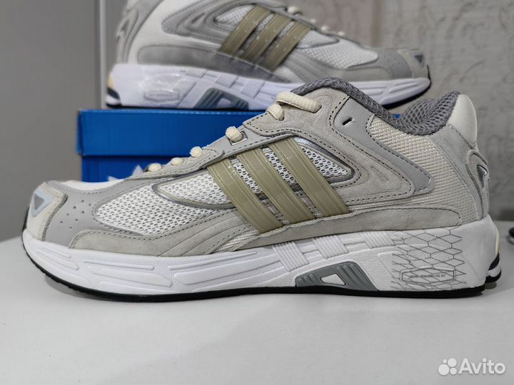 Кроссовки Adidas Response CL