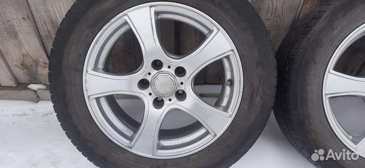 Литые диски Violento R16 Вылет ET 33