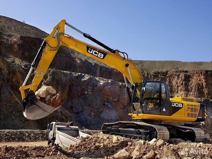 Cтекло кузовное возле стрелы JCB JS 160 (Джисиби)