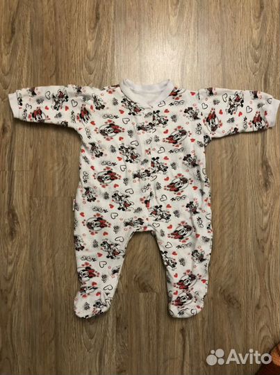 Комбинезон с ножками