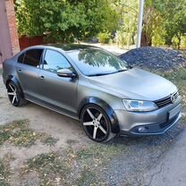 Volkswagen Jetta 1.4 MT, 2011, 218 300 км, с пробегом, цена 870 000 руб.