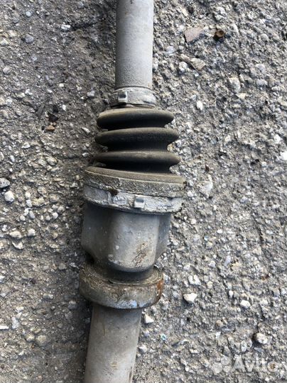 Привод правый Ford Focus 2 1.6 MT