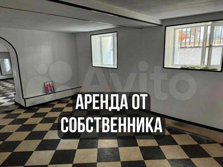 Помещение под офис, торговлю, студию 186 м²