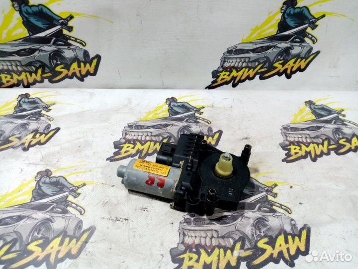 Мотор стеклоподъемника задний правый Audi A6 C5