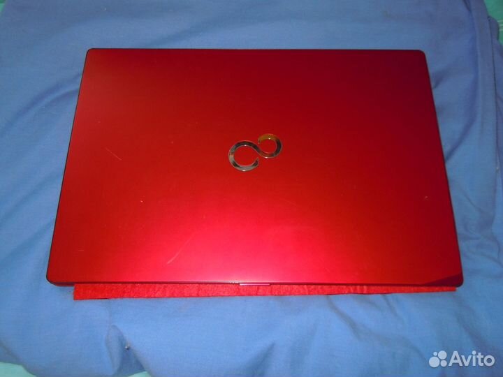 Fujitsu lifebook U904 & S904