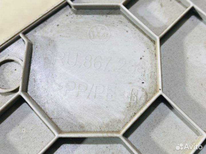 Обшивка стойки задняя правая Volkswagen Polo Sed