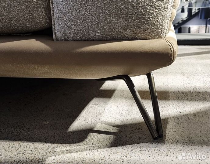 Угловой диван с реклайнером