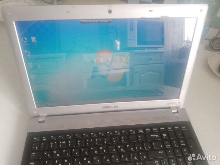 Ноутбук Samsung NP-RV515 18 дюймов Windows 11 64x