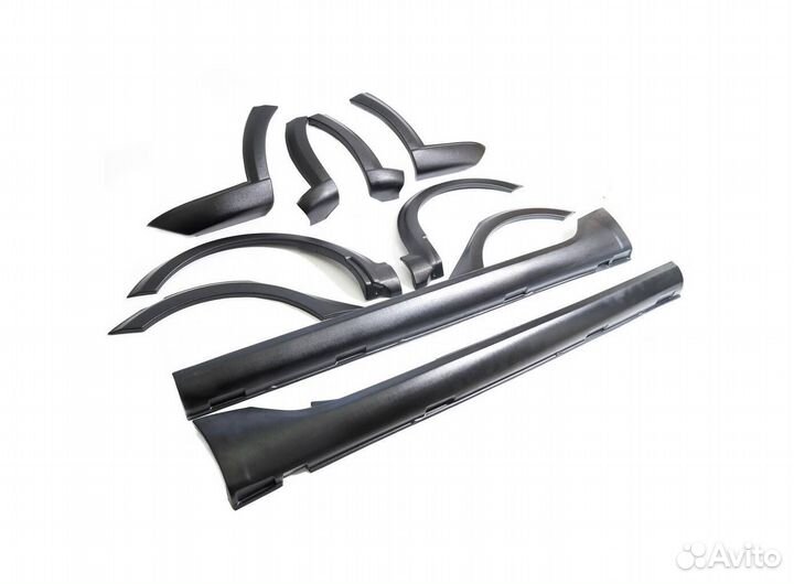 Обвес на лада Веста накладки на пороги, арки