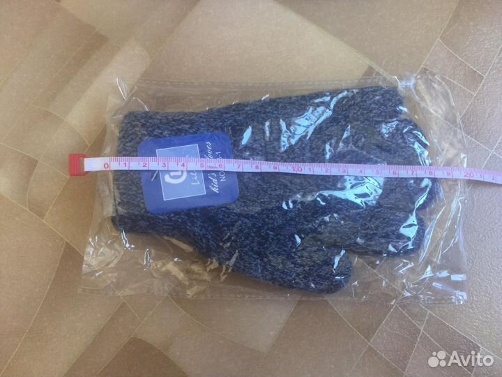 Варежки и перчатки. Новые