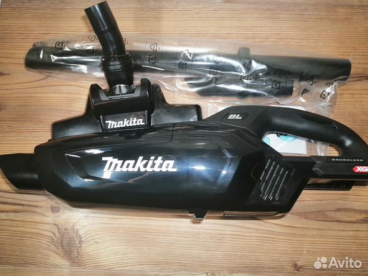 Makita XGT 40v пылесос, дрель, насос, зарядное