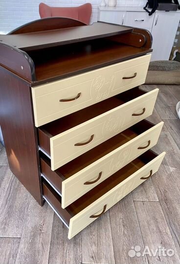 Комод с пеленальным столиком