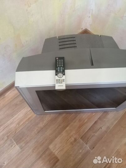 Телевизор samsung