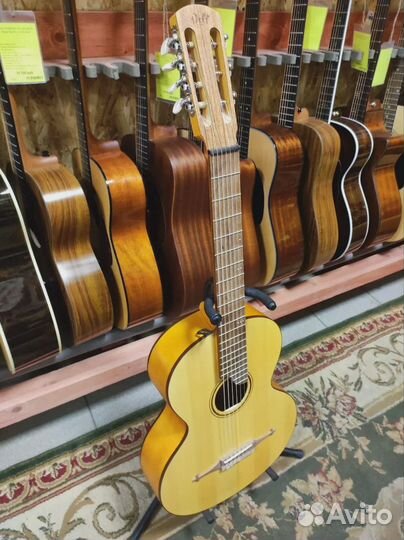 Классическая гитара Doff RGC Natural