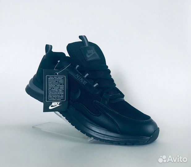 Кроссовки 45р Nike Новые