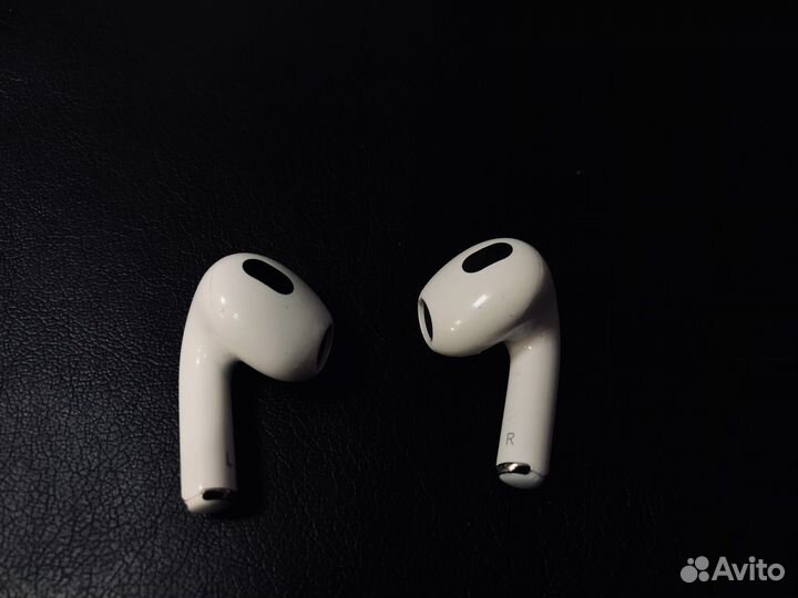AirPods 3