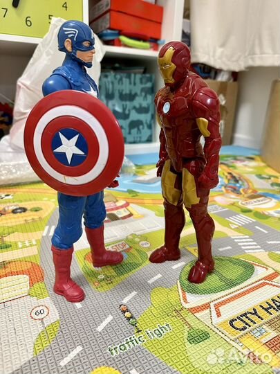 Фигурка Капитан Америка и Железный человек