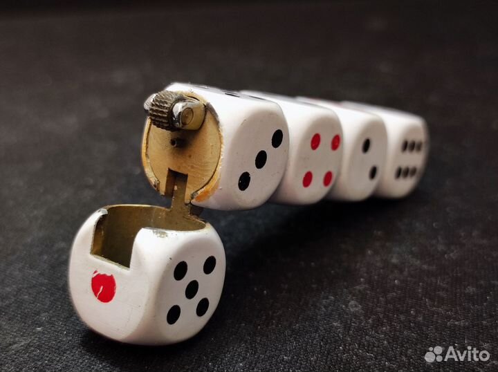 Винтажная зажигалка игральные кубики