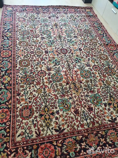 Ковер бу шерстяной