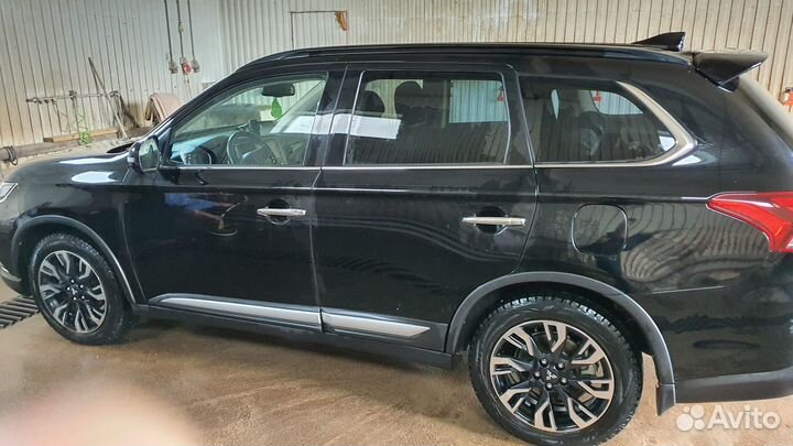 Mitsubishi Outlander 2.4 CVT, 2021, 62 000 км